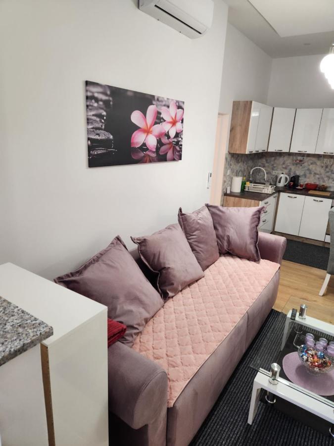 Apartman Zagreb Cca 42M2 With Free Parking Luaran gambar